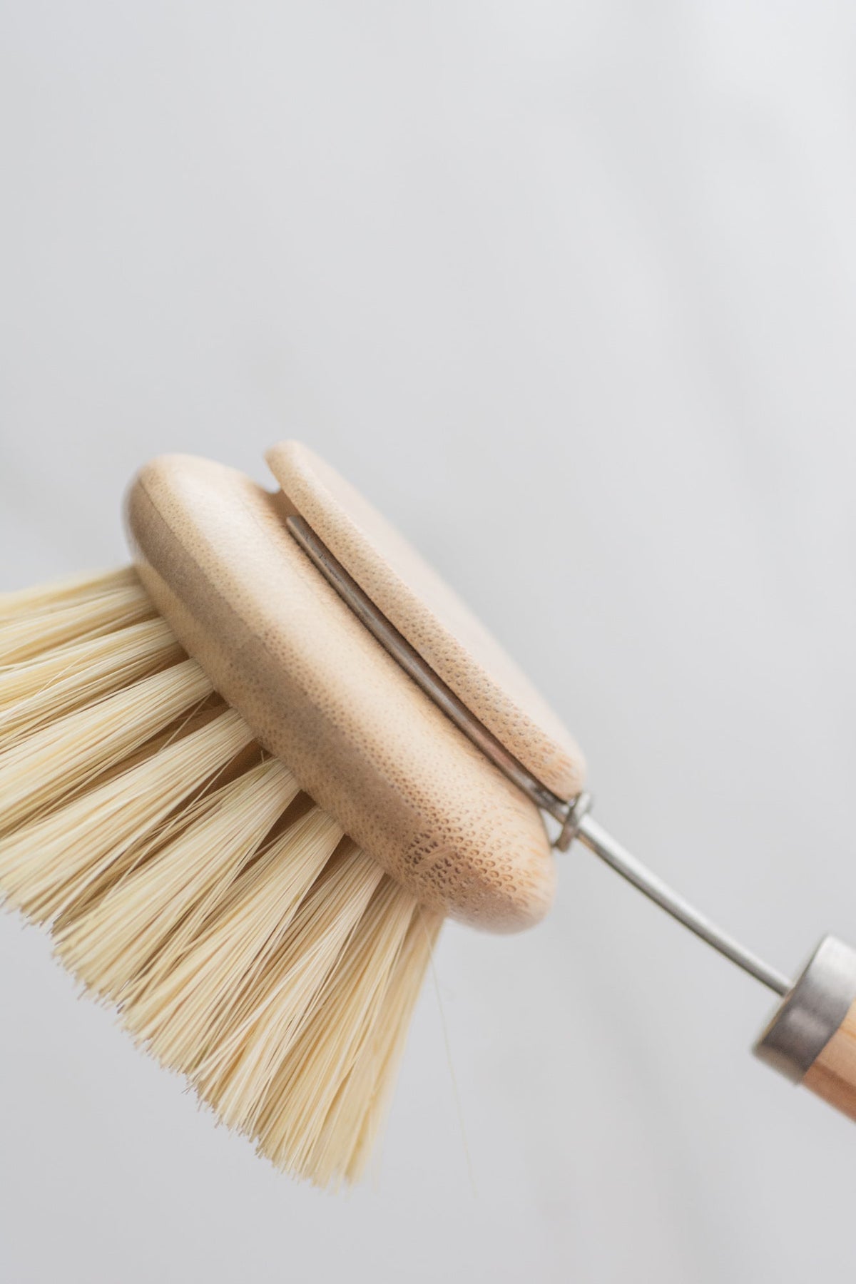 CASA AGAVE® Long Handle Dish Brush