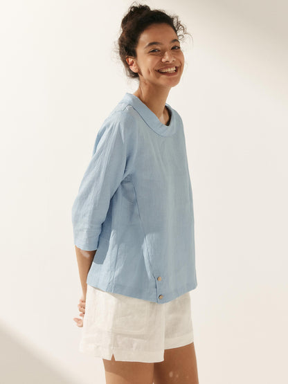 LAURA Round Soft-Fold Collar Top