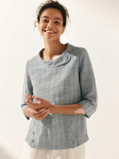 LAURA Round Soft-Fold Collar Top