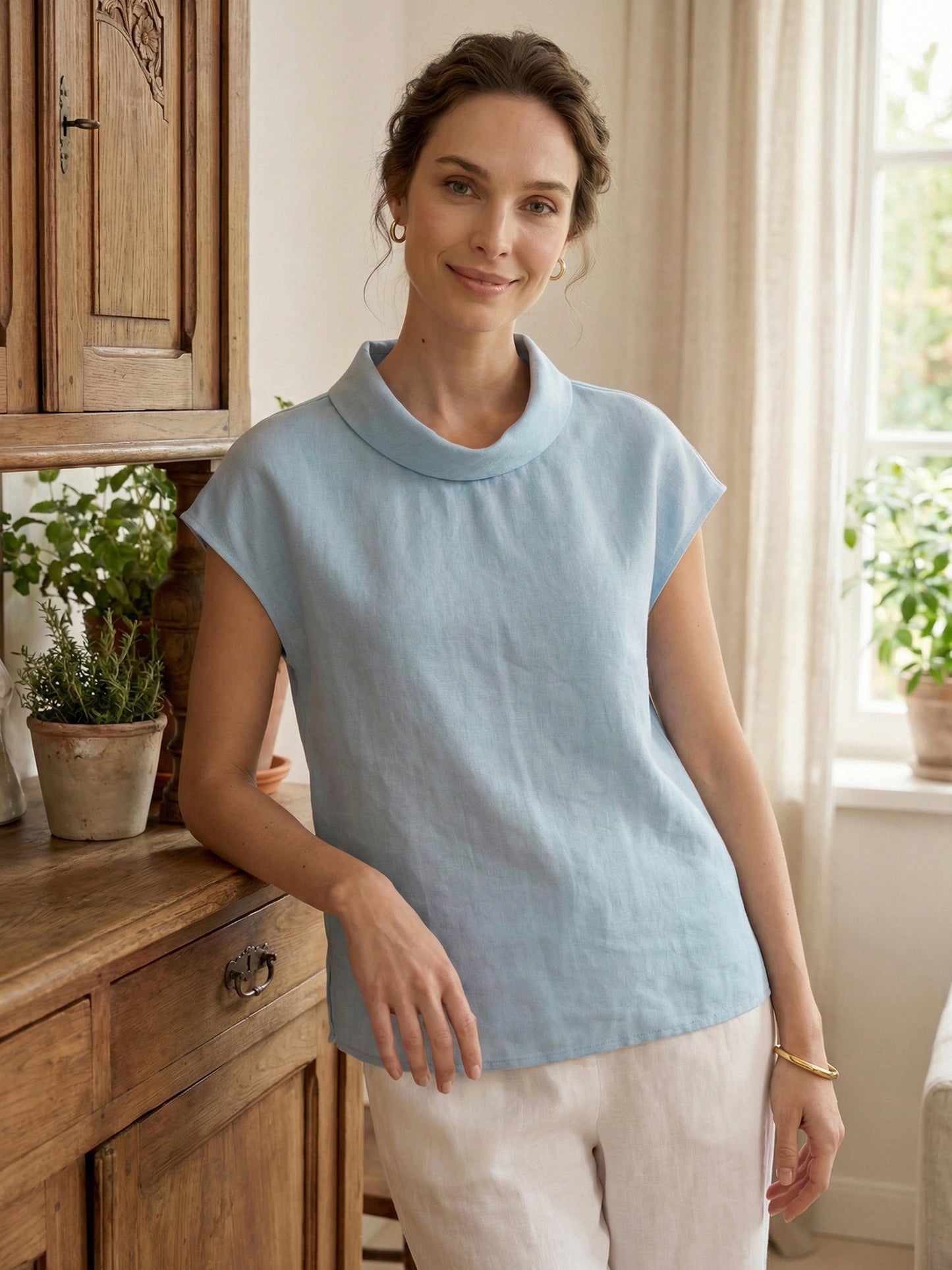YVONNE Cap Sleeve Soft-Fold Collar Top