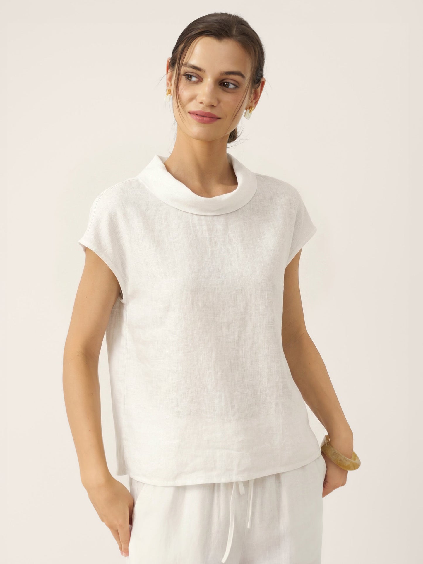 YVONNE Cap Sleeve Soft-Fold Collar Top