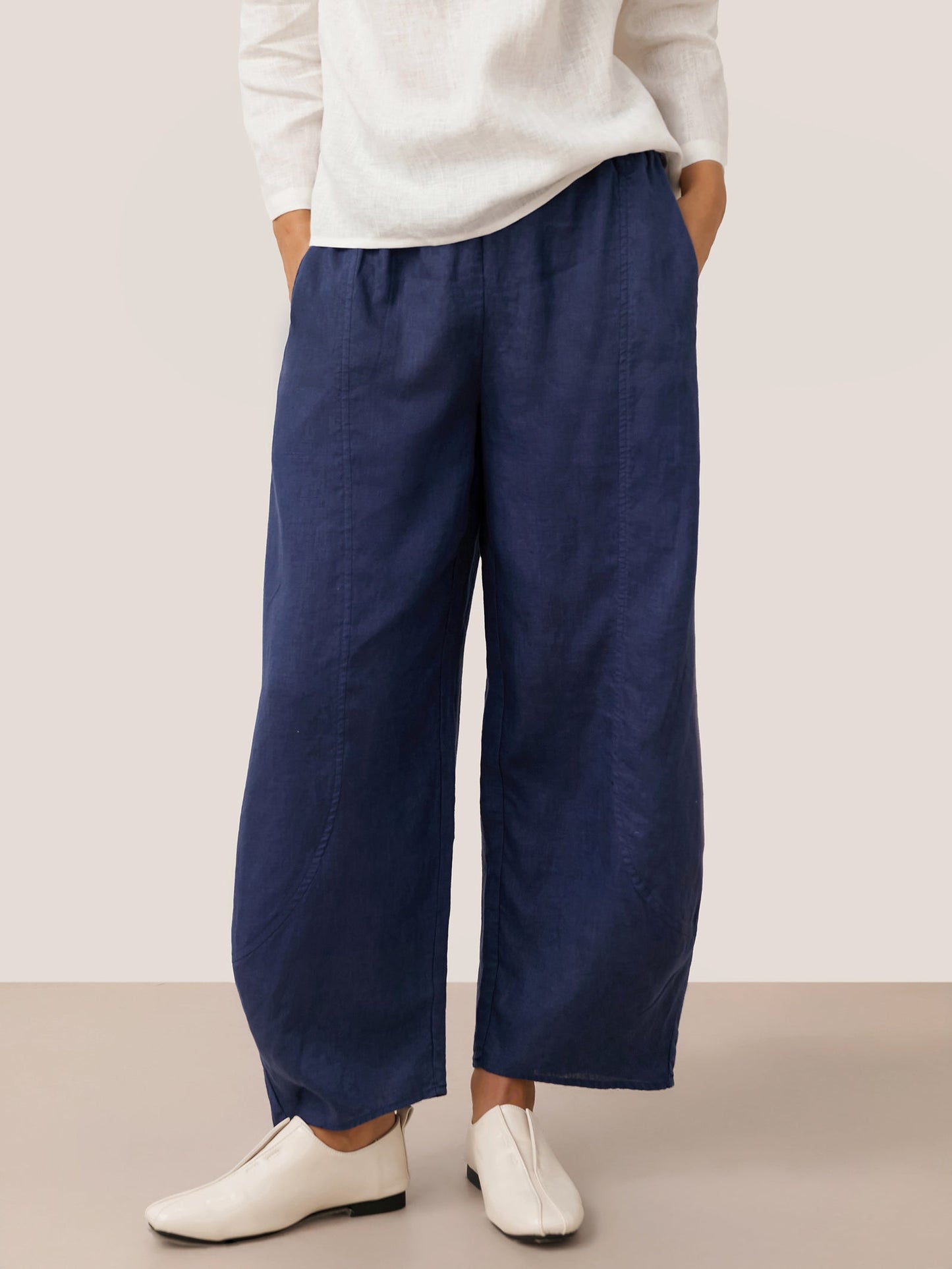 ZOE Classic Ankle Pants