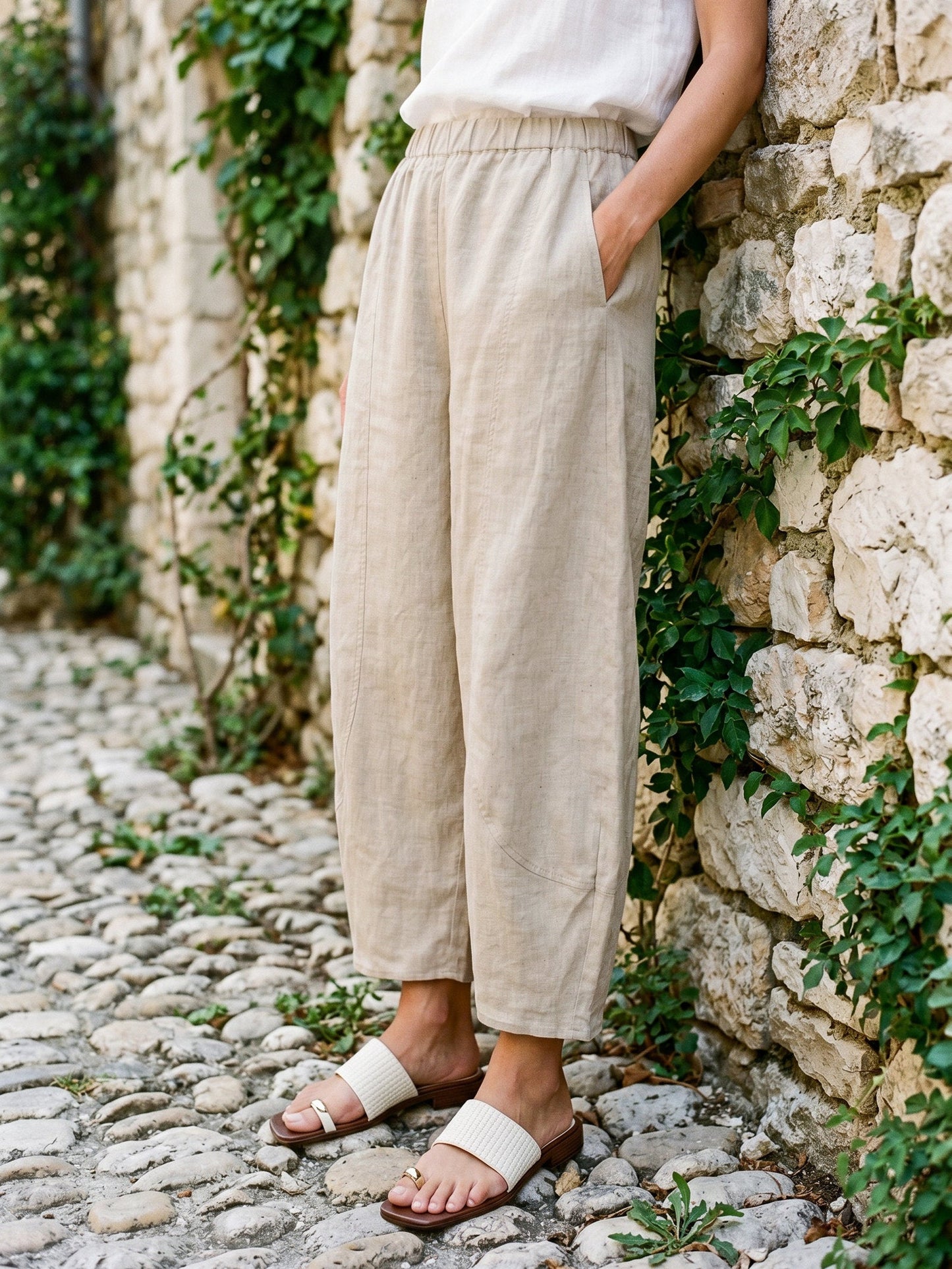 ZOE Classic Ankle Pants