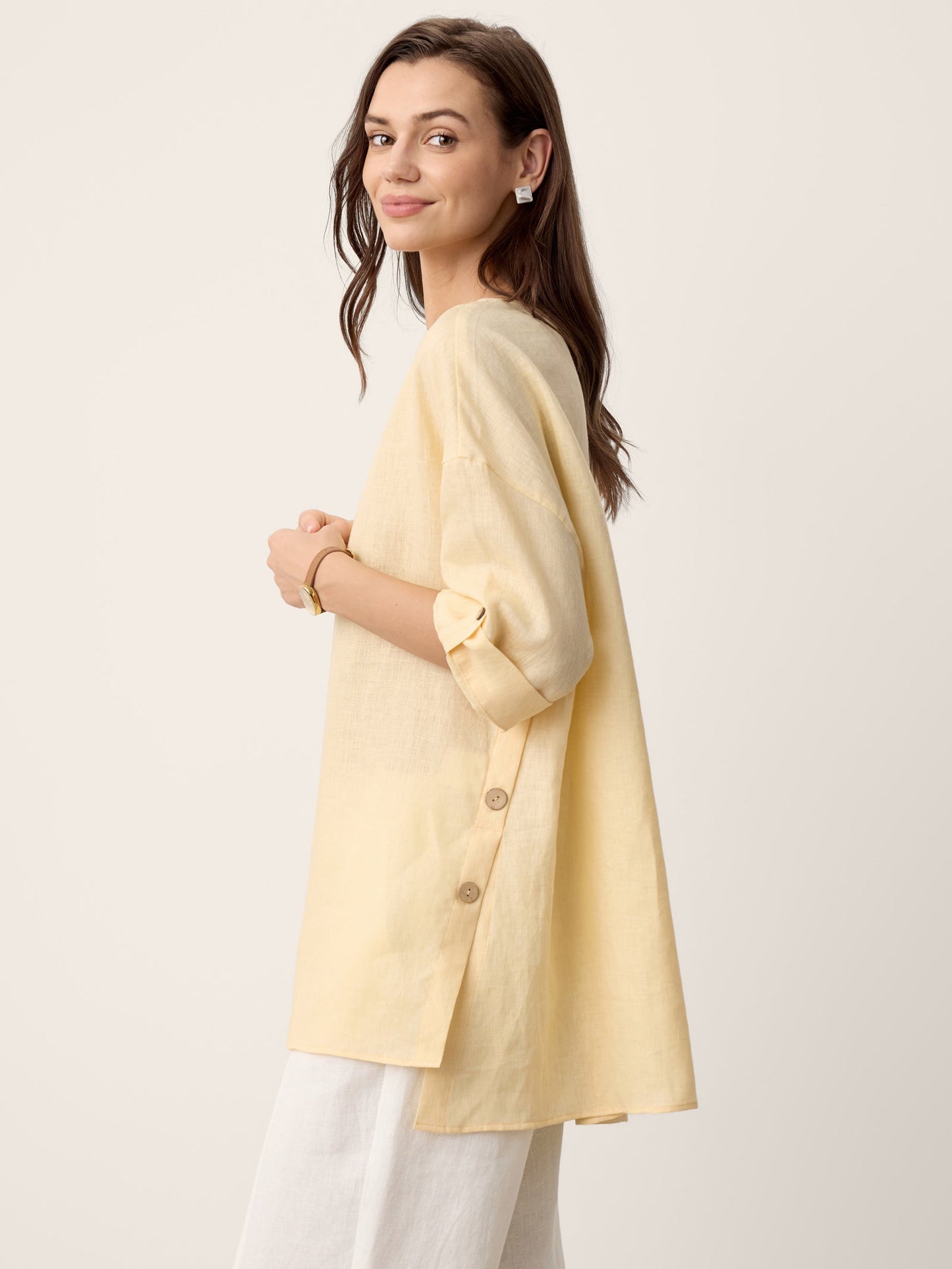 DAPHNEA Curved-Hem Oversized Top