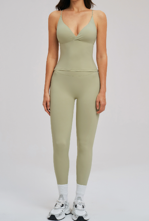 Tight Back Sport Two-Piece Suit Set