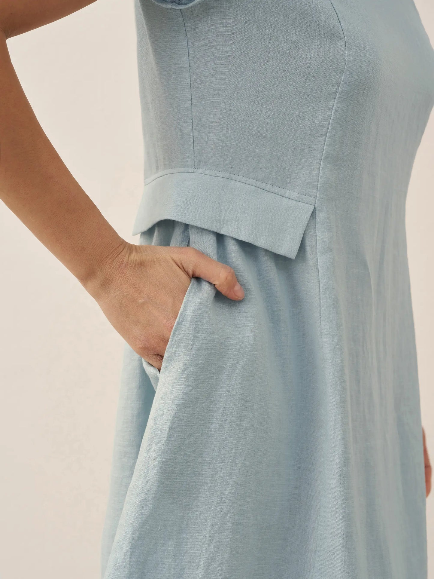 ALEXA Natural Summer V-Neck Dress
