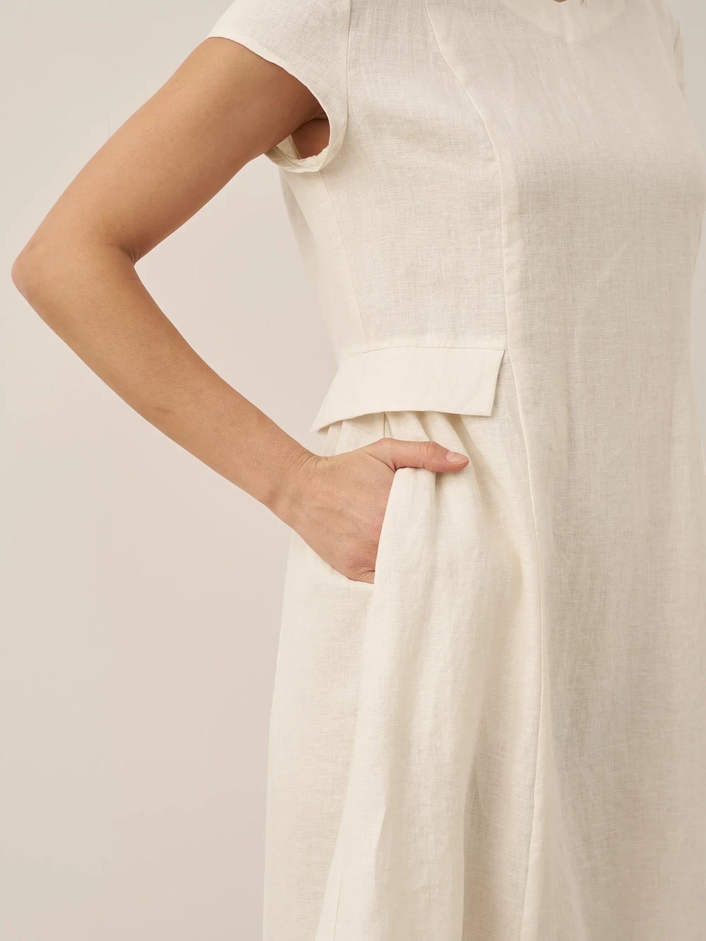 ALEXA Natural Summer V-Neck Dress