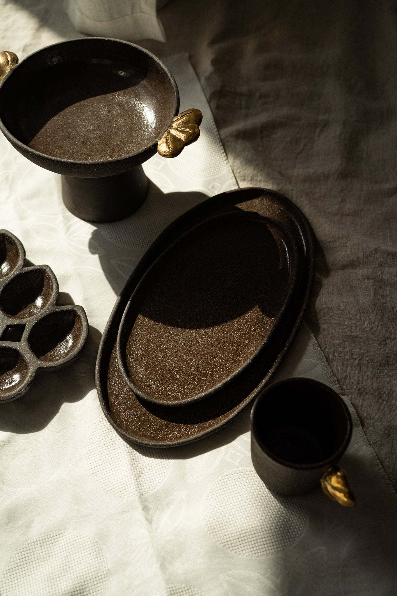 Pumpernickel w/ Gold Leaves - Stoneware Pedestal Fruit Bowl