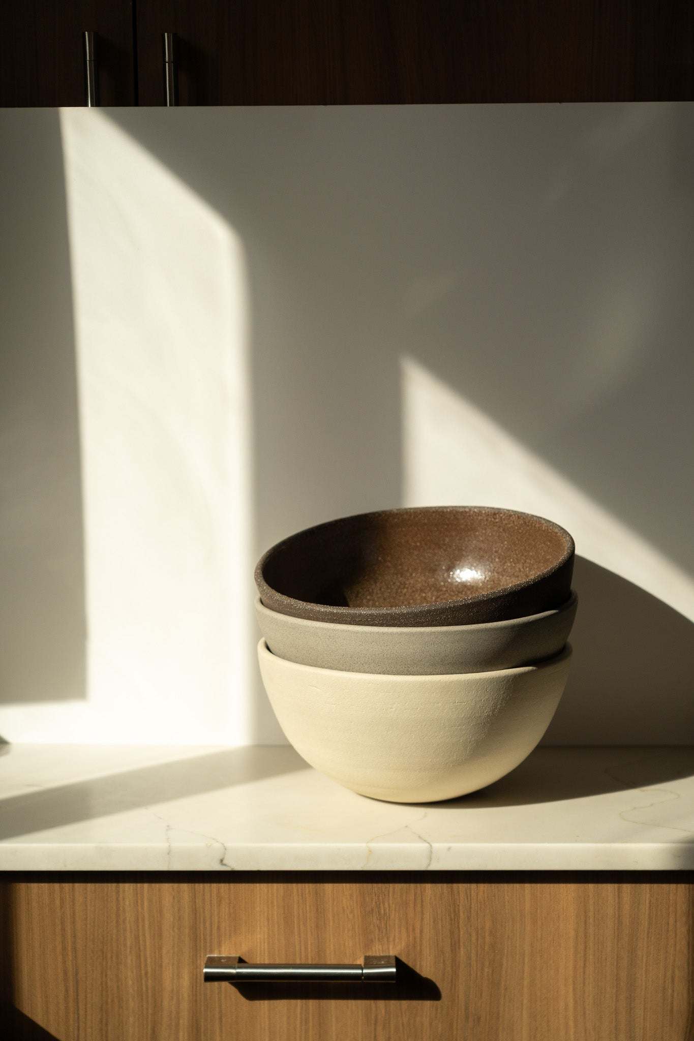 Pumpernickel - Stoneware Large Fruit Bowl
