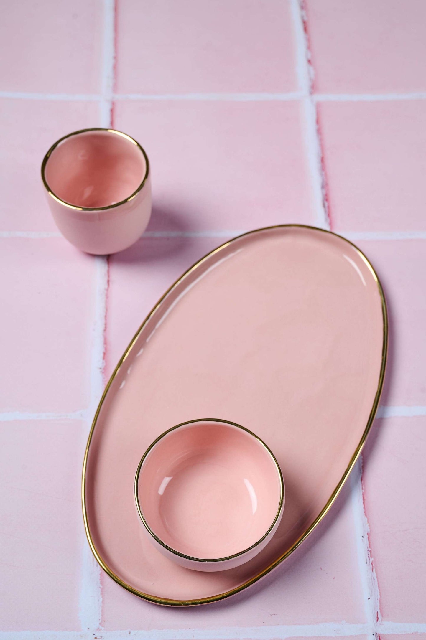 Powder Pink w/ Gold Rim - Porcelain Pinch Bowl