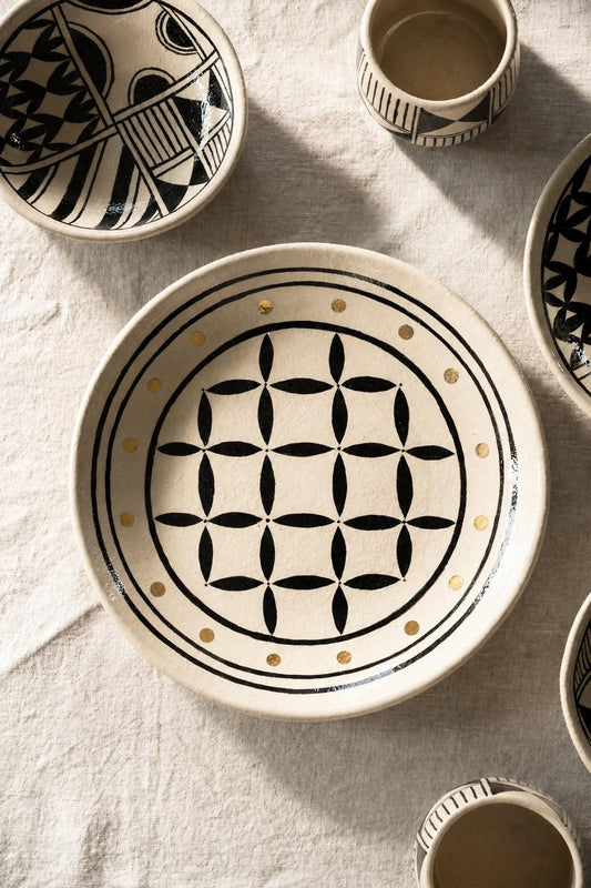 Heritage Collection - Hand Painted Stoneware Dinner Plate