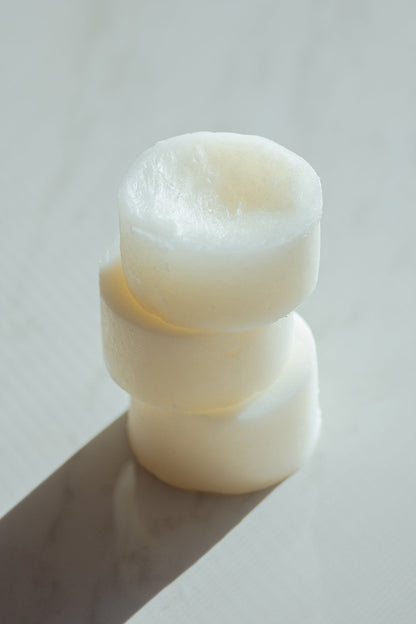 SOLIDSILK® Delicate Volume Shampoo