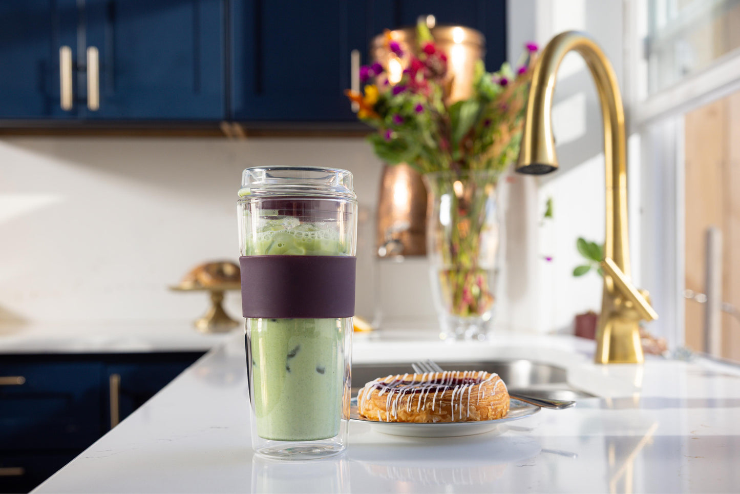 SipLux® Glass Travel Cup with Lid