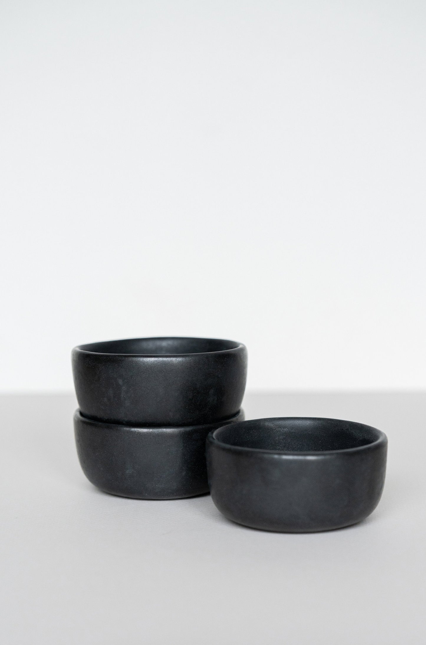 Black - Stoneware Pinch Bowl