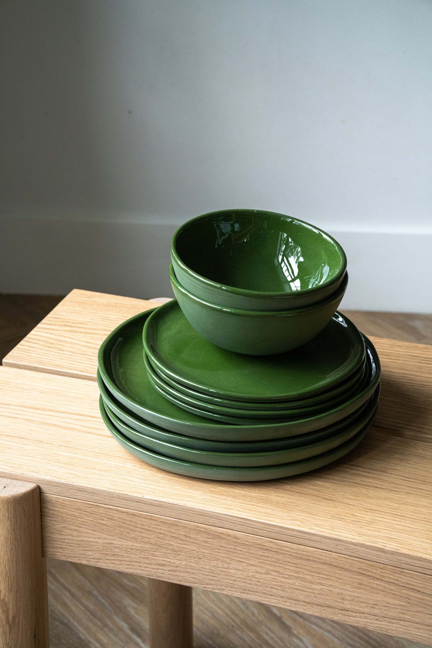 Green - Porcelain Dinner Plates