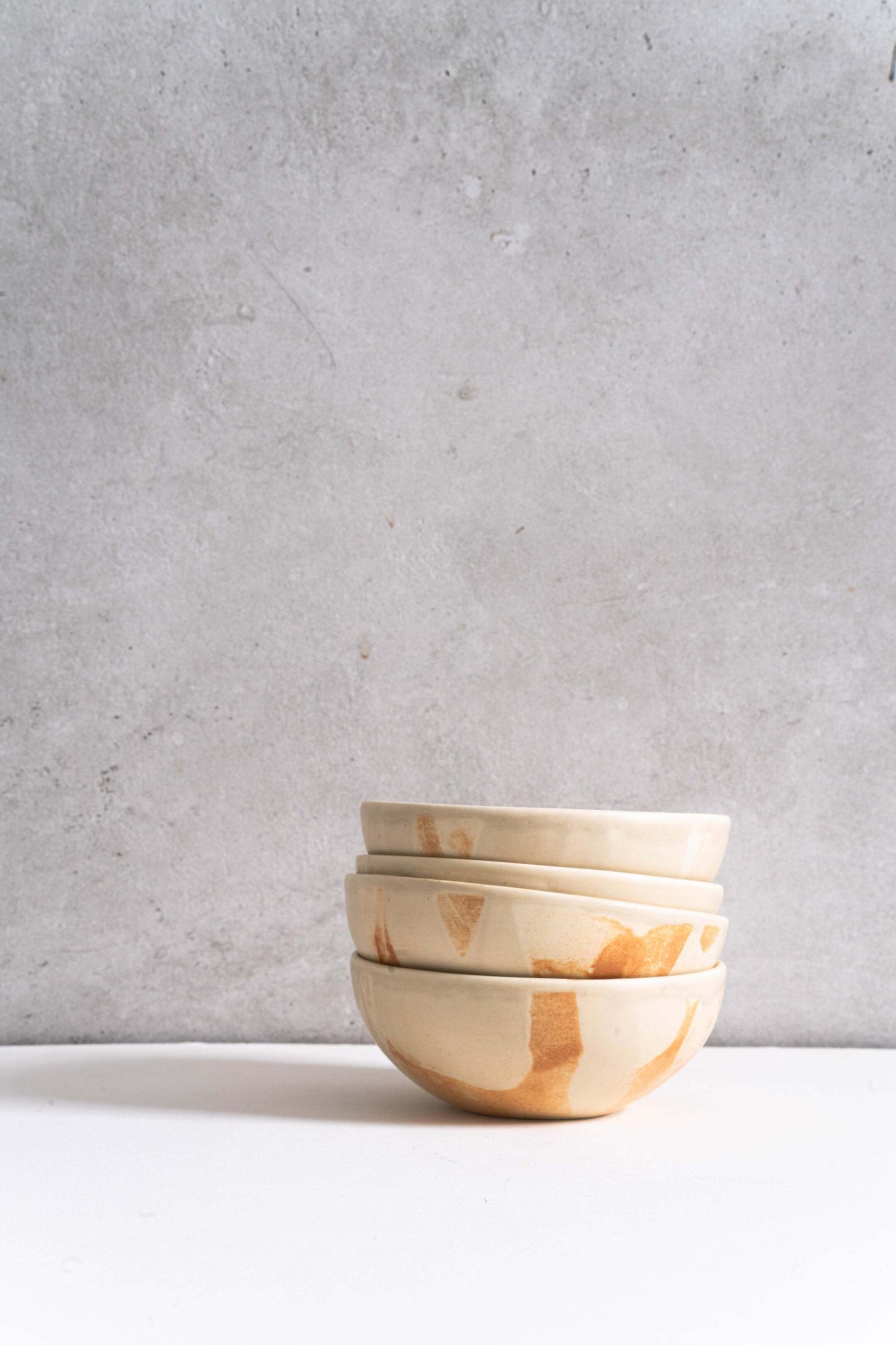 Beige - Stoneware Bowl