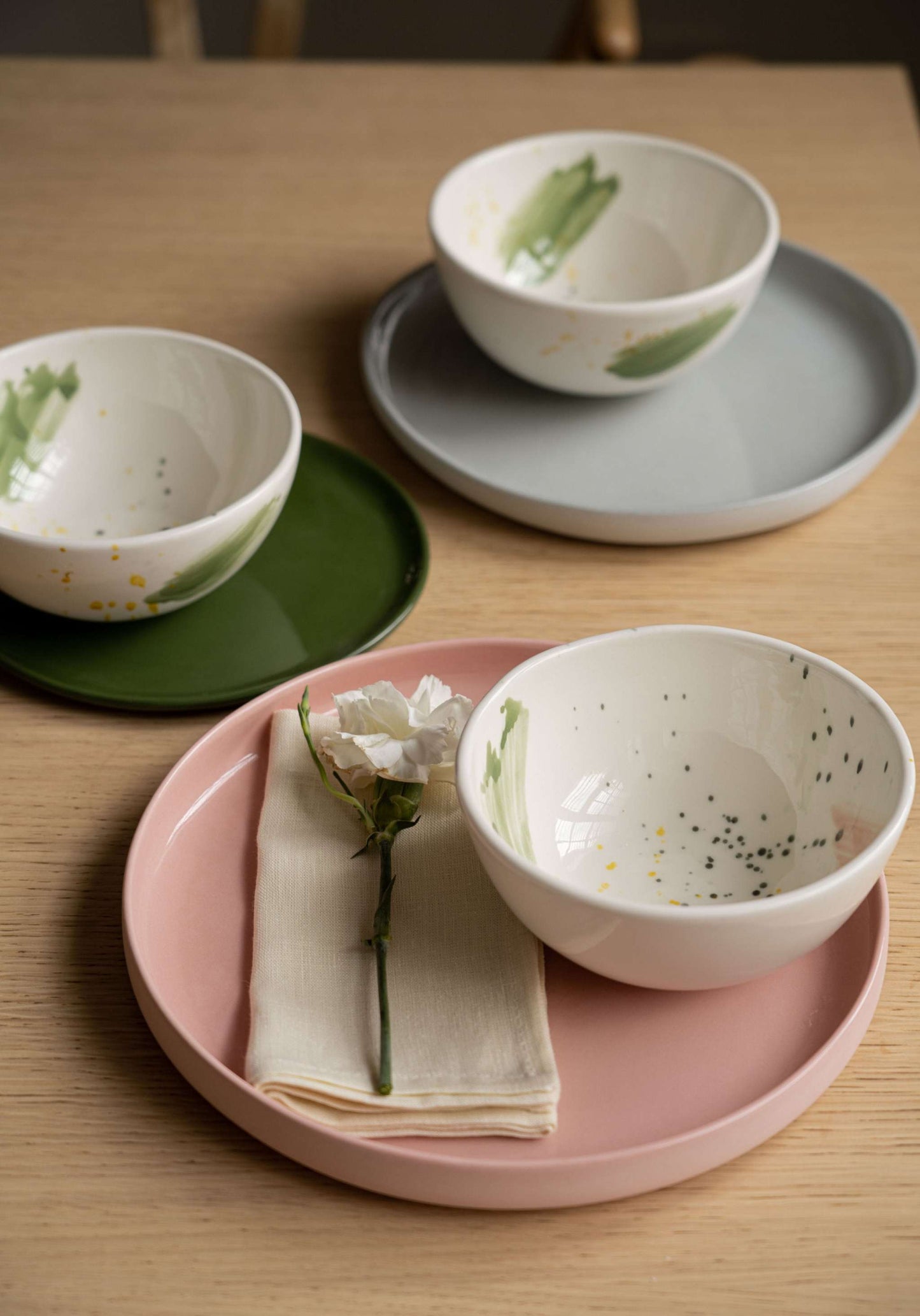 Powder Pink - High-sided Porcelain Dinner Plate
