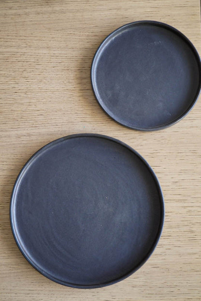 Black - Stoneware Dinner Plate