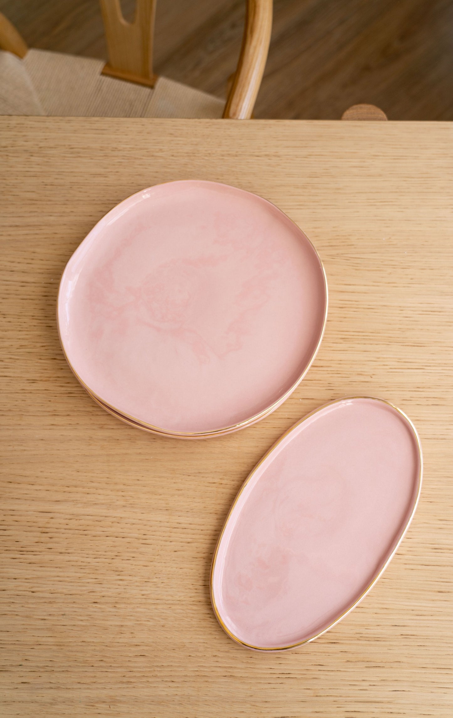 Powder Pink w/ Gold Rim - Porcelain Dinner Plates
