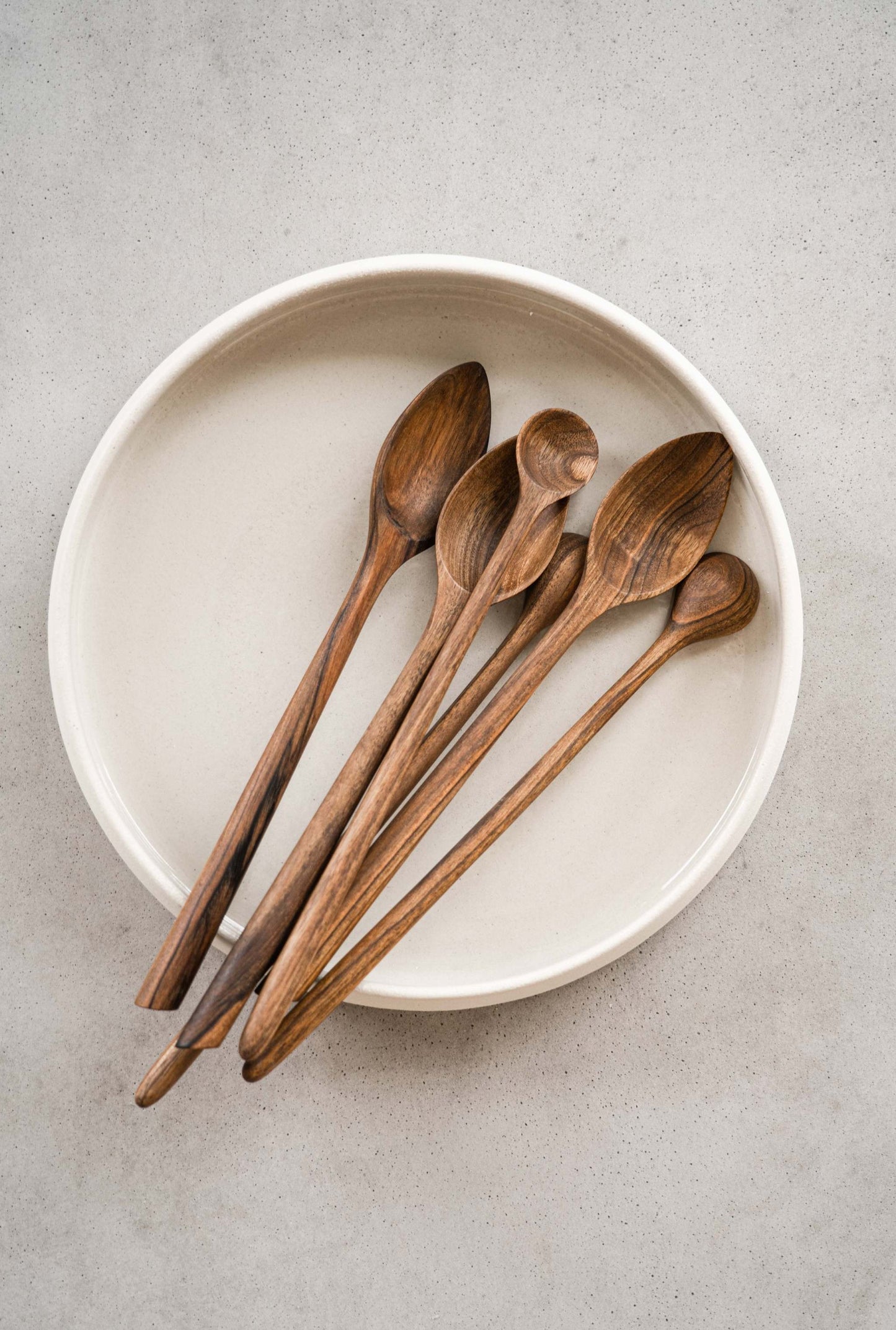 Transparent Glaze Stoneware Dinner Plates with High Sides