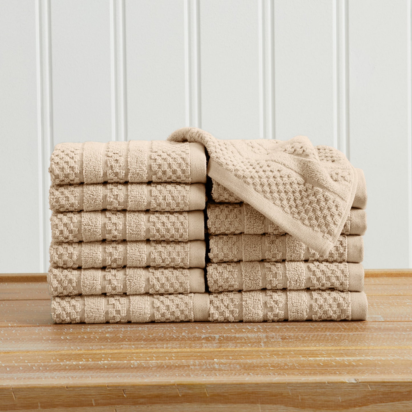 Checkered Jacquard Bath Towels