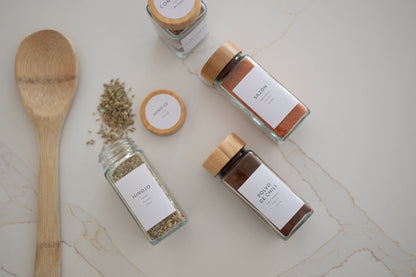 Minimalist Spice Labels in Spanish