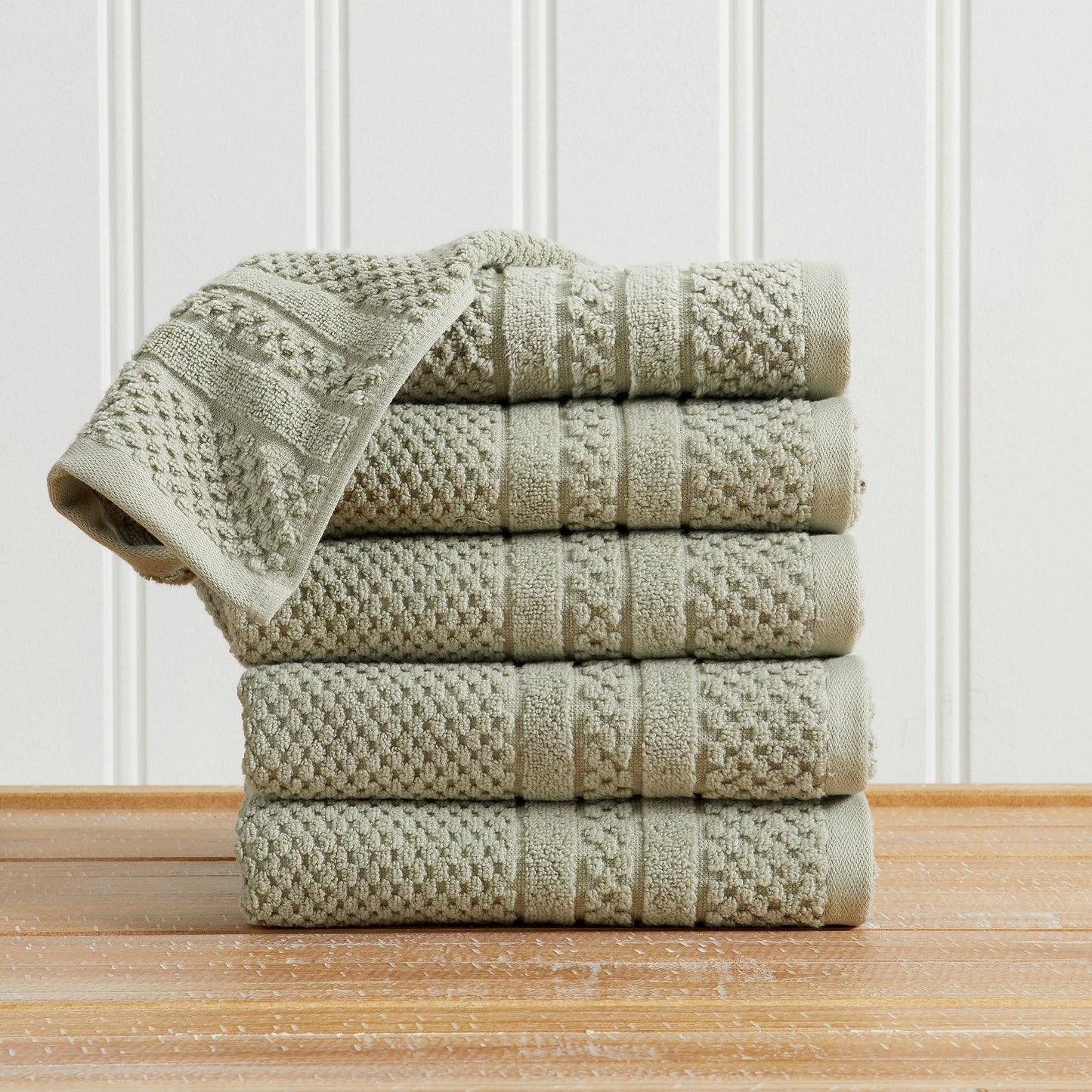 Checkered Jacquard Bath Towels