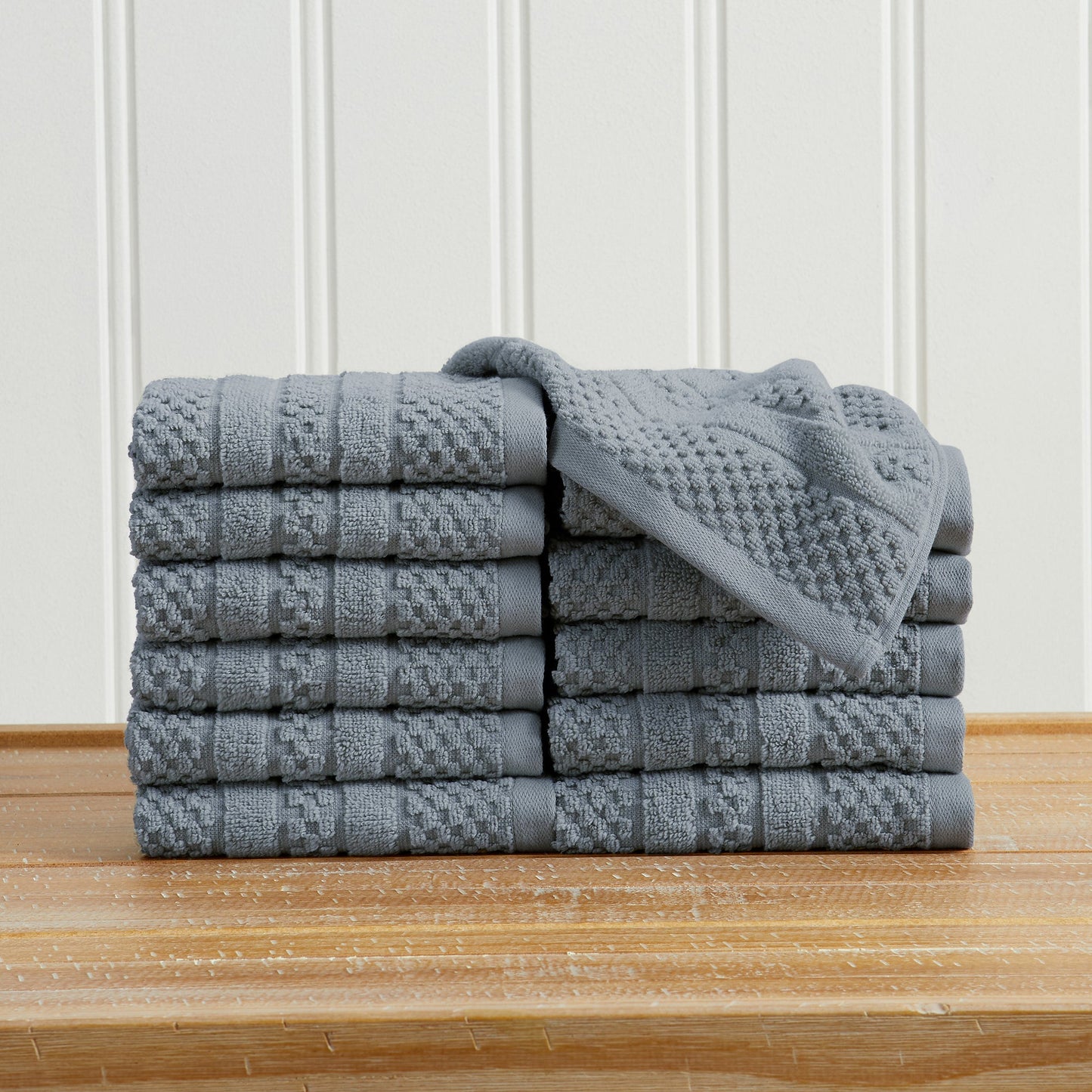 Checkered Jacquard Bath Towels